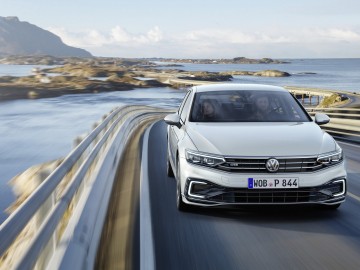 VW Passat face lifting &ndash; Nie tylko kosmetyka